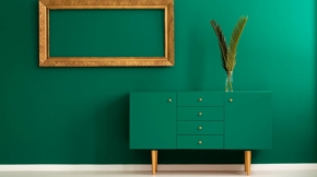 demo-attachment-88-green-and-gold-interior-PZ7WEG9